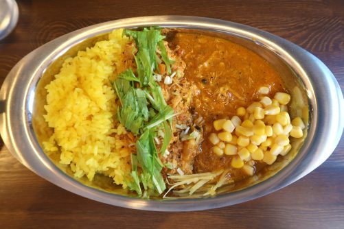 メニューは1種類だけ 中野坂上 魔女の一撃カレーで限定食のスパイスチキンカレーを食べた 中野新橋らへんに住もう