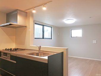 PINOT NOIR 301号室