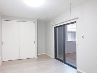 PINOT NOIR 101号室